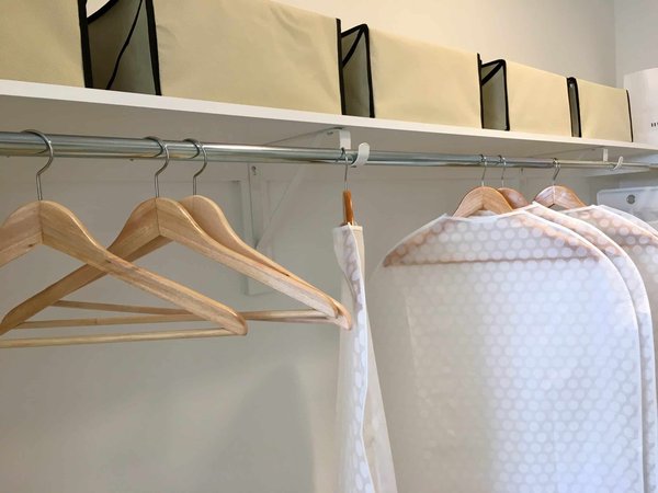 Comment réorganiser les icônes d'application sur l'écran d'accueil d'un smartphone ?