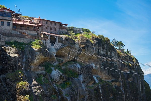 Quelles sont les applications de l'IA dans la prévision météorologique de précision ?